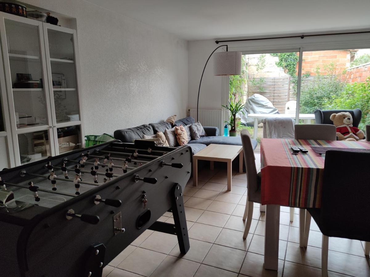 Agreable Maison De Ville Climatisee Avec Billard, Babyfoot, Ps4, Terrasse Privee Le Bouscat Bagian luar foto